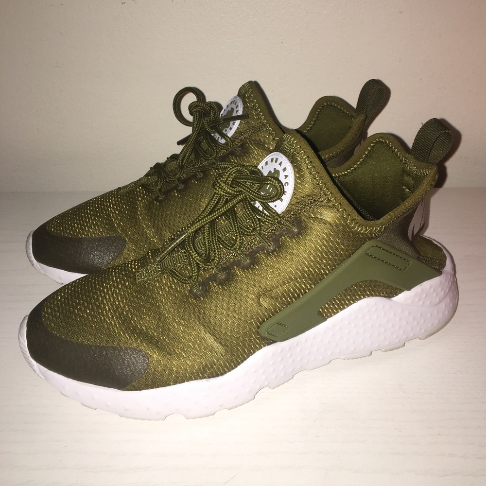 Nike Huarache Run Ultra Olive Green
